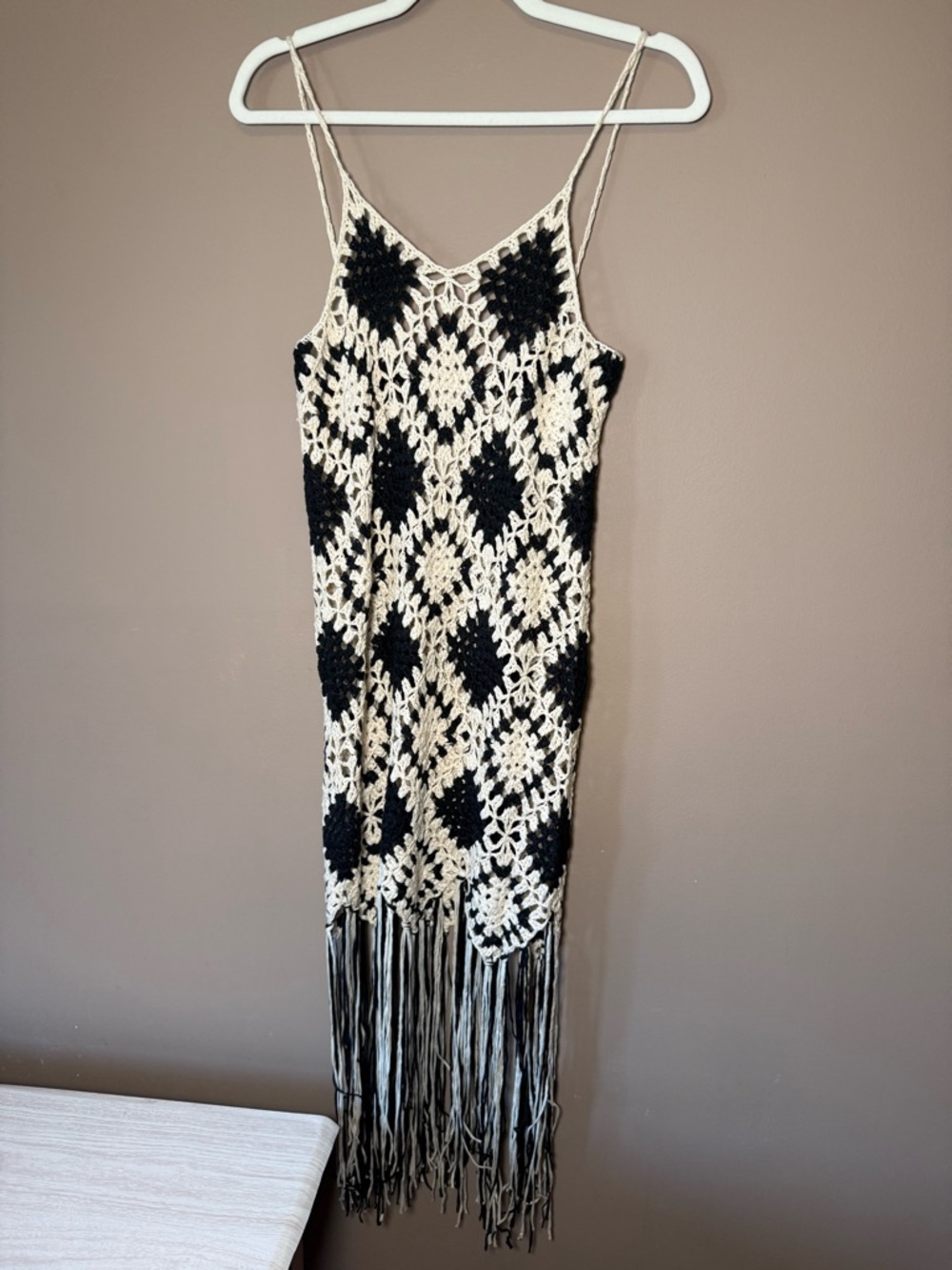 SHEIN Maija Color Block
Crochet Knit Dress - Picture 3 of 8